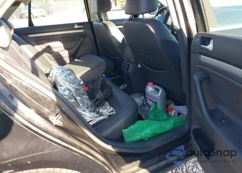 2008 Volkswagen Jetta Se/Sel z USA, uszkodzony, nr VIN 3VWRZ71K28M177113